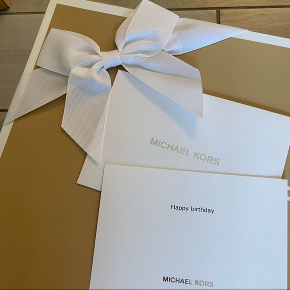 Michael Kors Box, medium Gift Box, Gift Wrapping Box, Michael Kors storag… - Picture 4 of 10